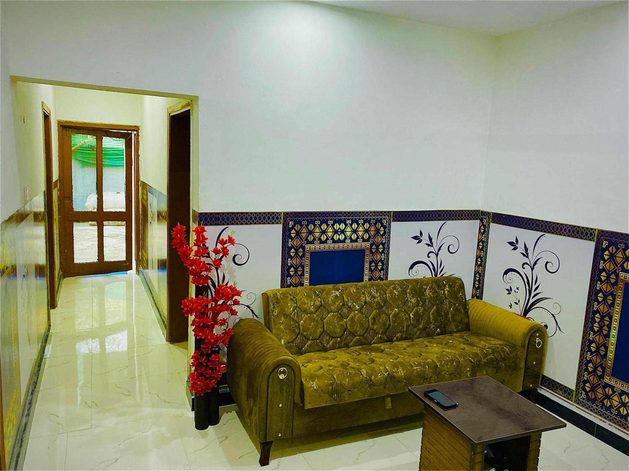 Khyber Inn Исламабад Экстерьер фото