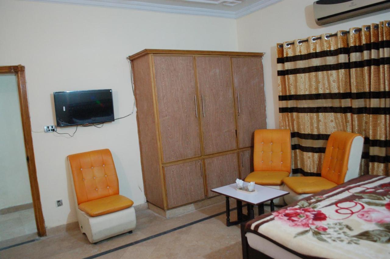 Khyber Inn Исламабад Экстерьер фото