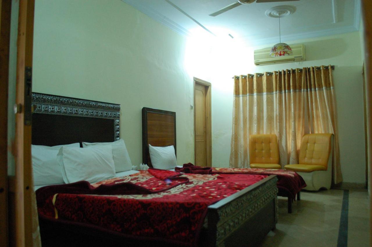 Khyber Inn Исламабад Экстерьер фото