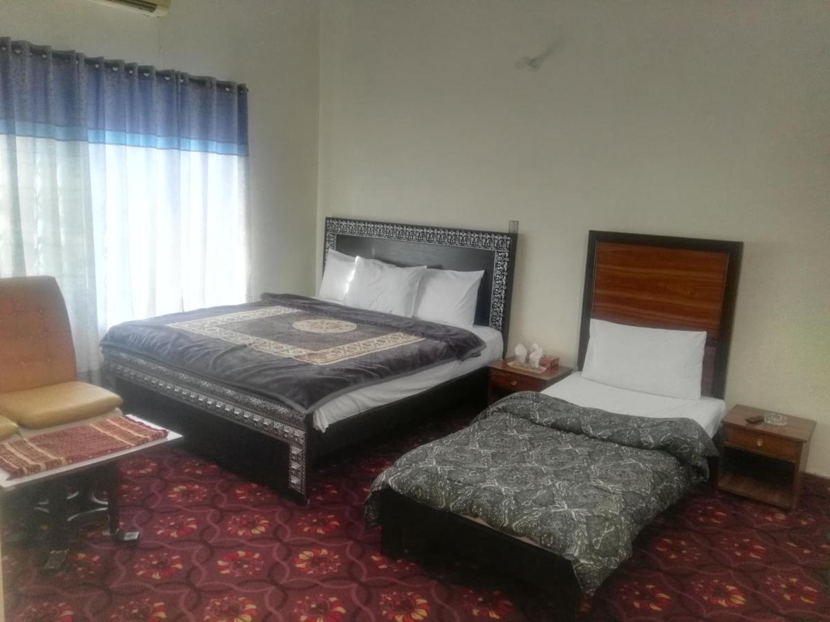 Khyber Inn Исламабад Экстерьер фото